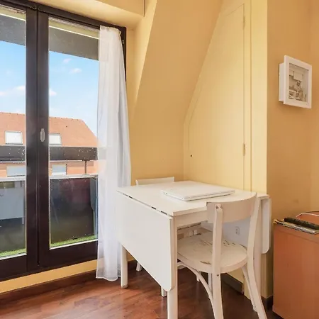Апартаменты Deauville 2 - Maeva - 2 Personnes Coin Bord De Avec Loggia Mae-3963